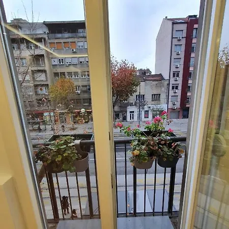 Apartment, Stari Grad, Διαμέρισμα *