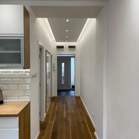 Apartment, Stari Grad, * Βελιγράδι